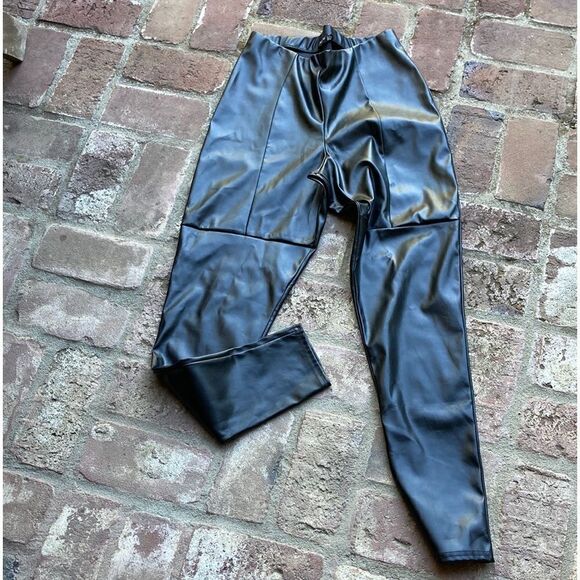 Pretty Little Thing High Waisted PullOn Faux Leather Black Leggings Size 10 - Picture 10 of 10